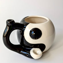 Load image into Gallery viewer, Yin Yang mug pipe
