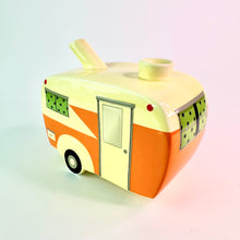 Load image into Gallery viewer, Happy Camper ceramic pipe
